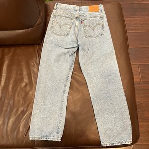 Women’s Levi’s premium wedgie straight jeans